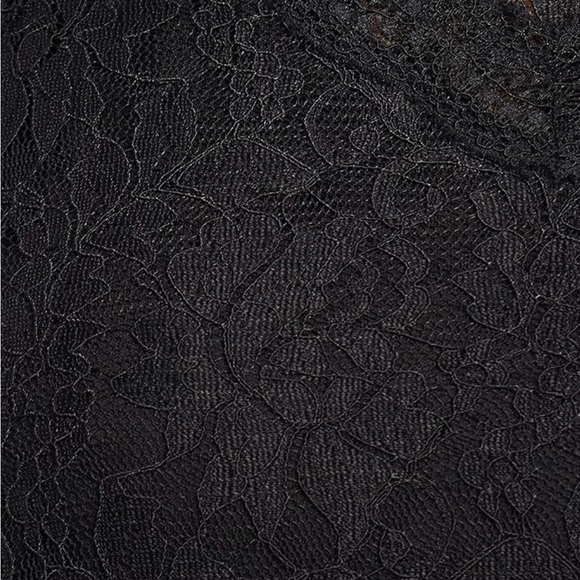 Cable & Gauge NWT Black Lace High Neck Long Sleeve Top Small - Picture 9 of 9